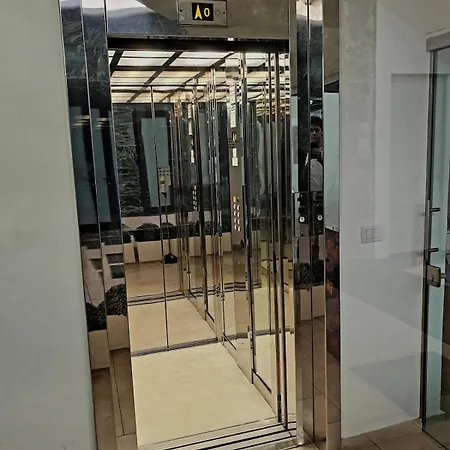 Monolocale Angolo Tra Viale Ceccarini E Viale Dante Con Vista Mare