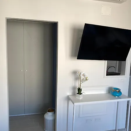 Monolocale Angolo Tra Viale Ceccarini E Viale Dante Con Vista Mare ريتشيوني